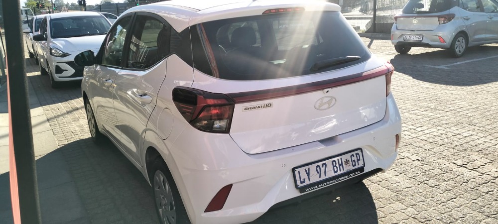 2024 GRAND i10 1.0 MOTION/PREMIUM