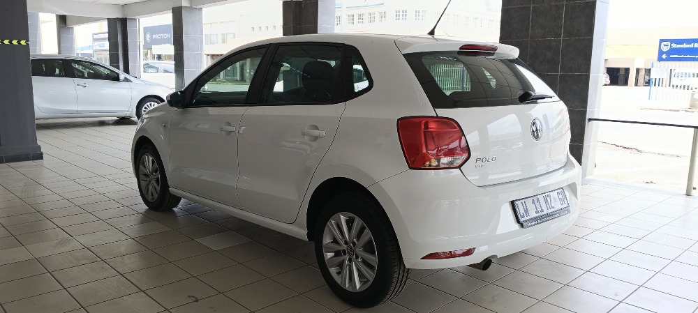 2024 POLO VIVO 1.6 COMFORTLINE TIP (5DR)
