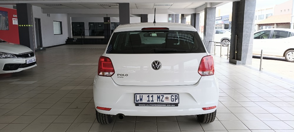 2024 POLO VIVO 1.6 COMFORTLINE TIP (5DR)
