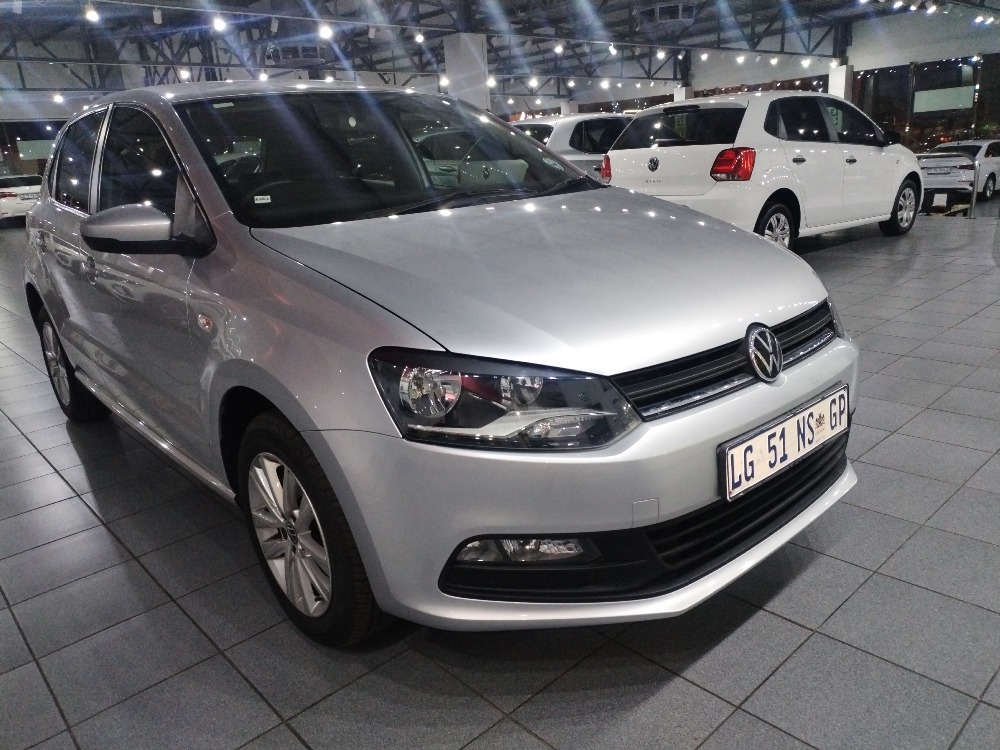 2023 POLO VIVO 1.6 COMFORTLINE TIP (5DR)