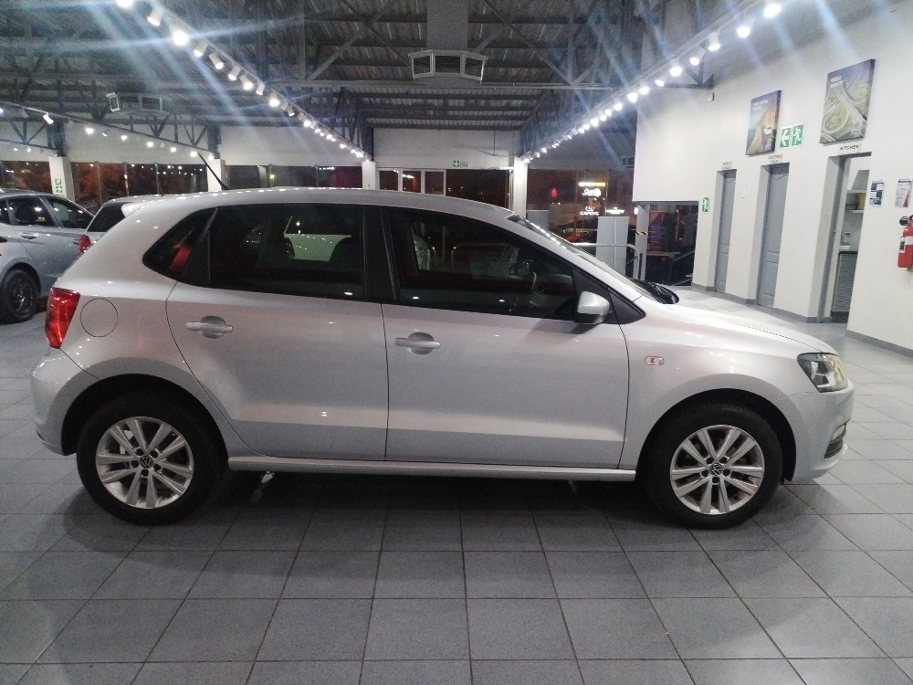 2023 POLO VIVO 1.6 COMFORTLINE TIP (5DR)