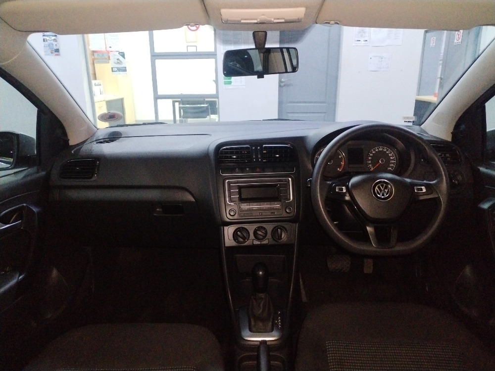 2023 POLO VIVO 1.6 COMFORTLINE TIP (5DR)