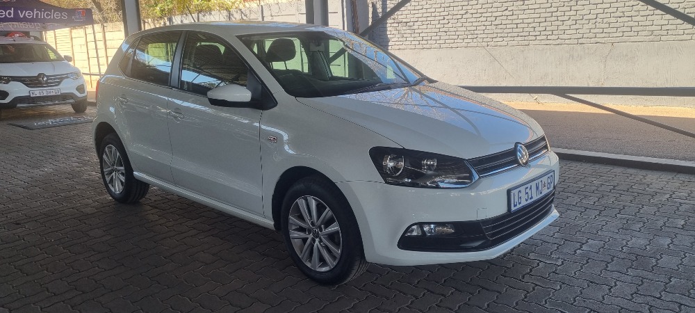 2023 POLO VIVO 1.6 COMFORTLINE TIP (5DR)