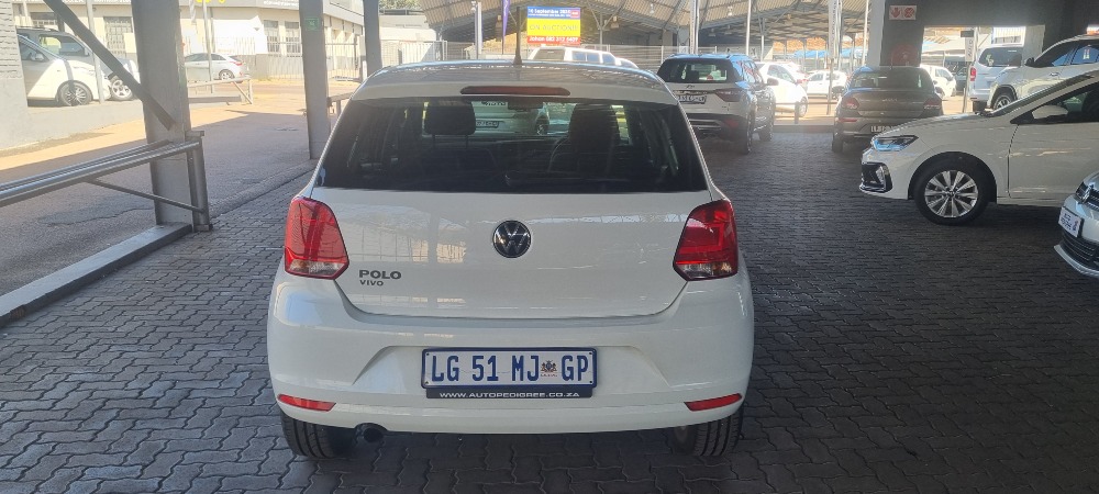 2023 POLO VIVO 1.6 COMFORTLINE TIP (5DR)