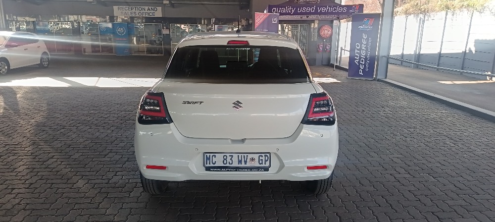 2025 SWIFT 1.2 GL