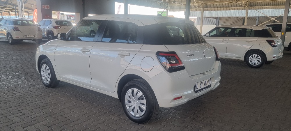 2025 SWIFT 1.2 GL