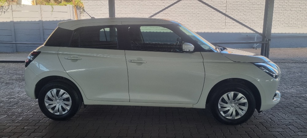 2025 SWIFT 1.2 GL