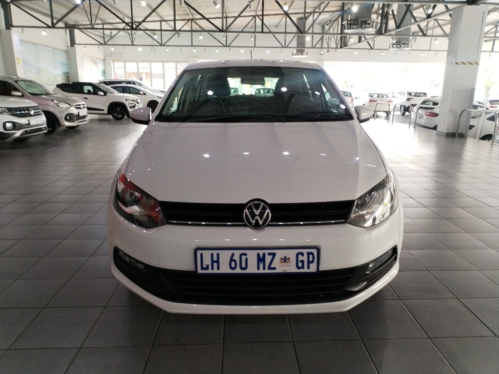 2023 POLO VIVO 1.6 COMFORTLINE TIP (5DR)