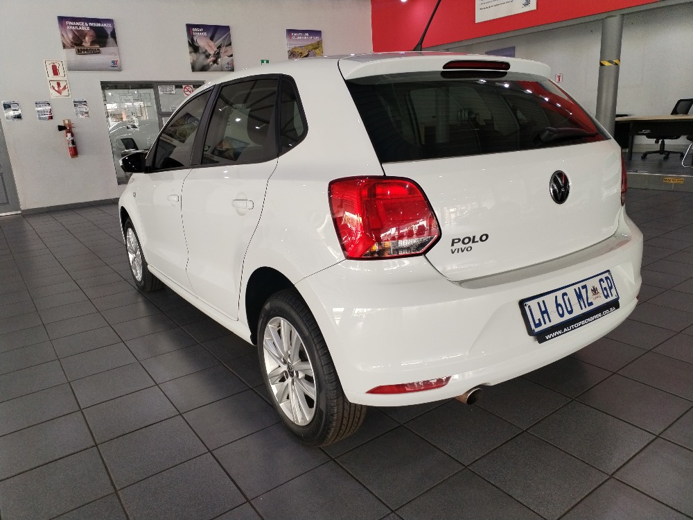 2023 POLO VIVO 1.6 COMFORTLINE TIP (5DR)