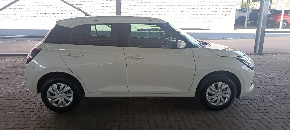 2025 SWIFT 1.2 GL