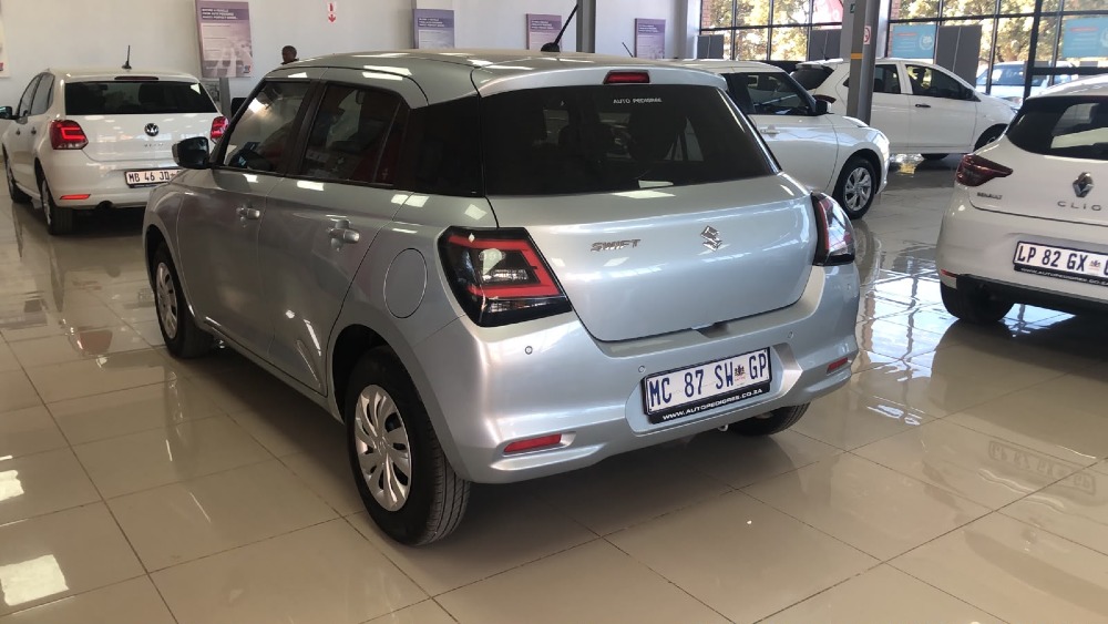 2025 SWIFT 1.2 GL