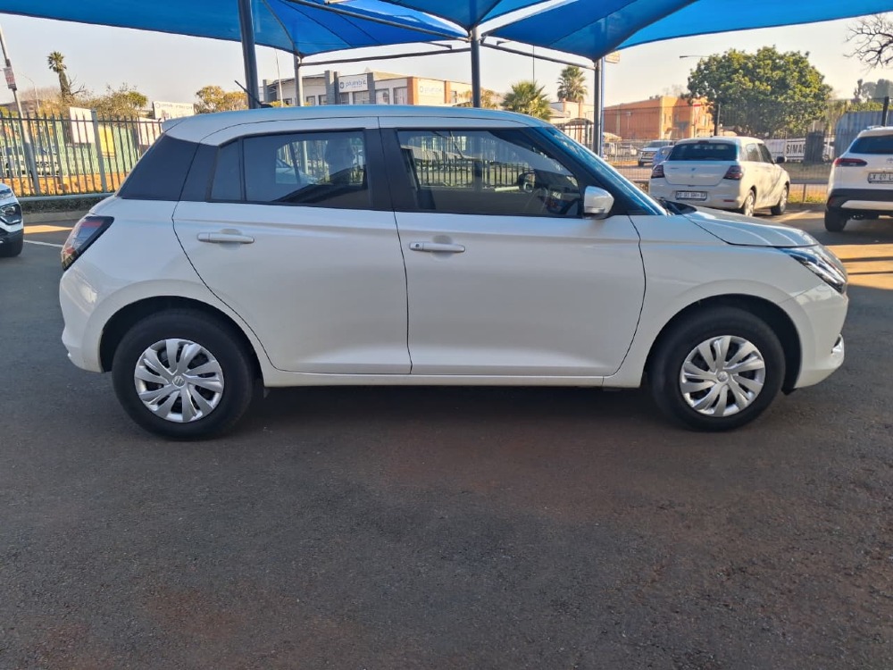 2025 SWIFT 1.2 GL