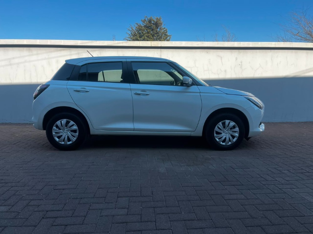 2025 SWIFT 1.2 GL