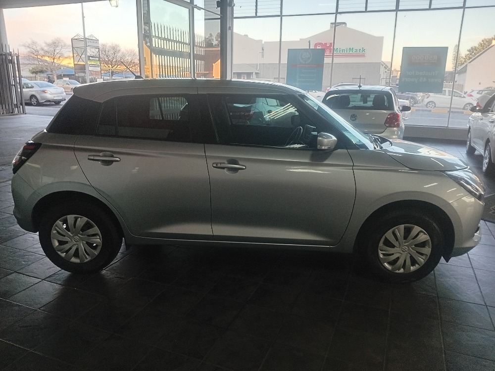 2024 SWIFT 1.2 GL