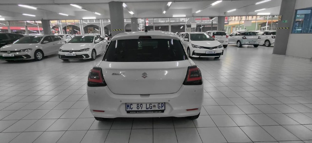 2025 SWIFT 1.2 GL