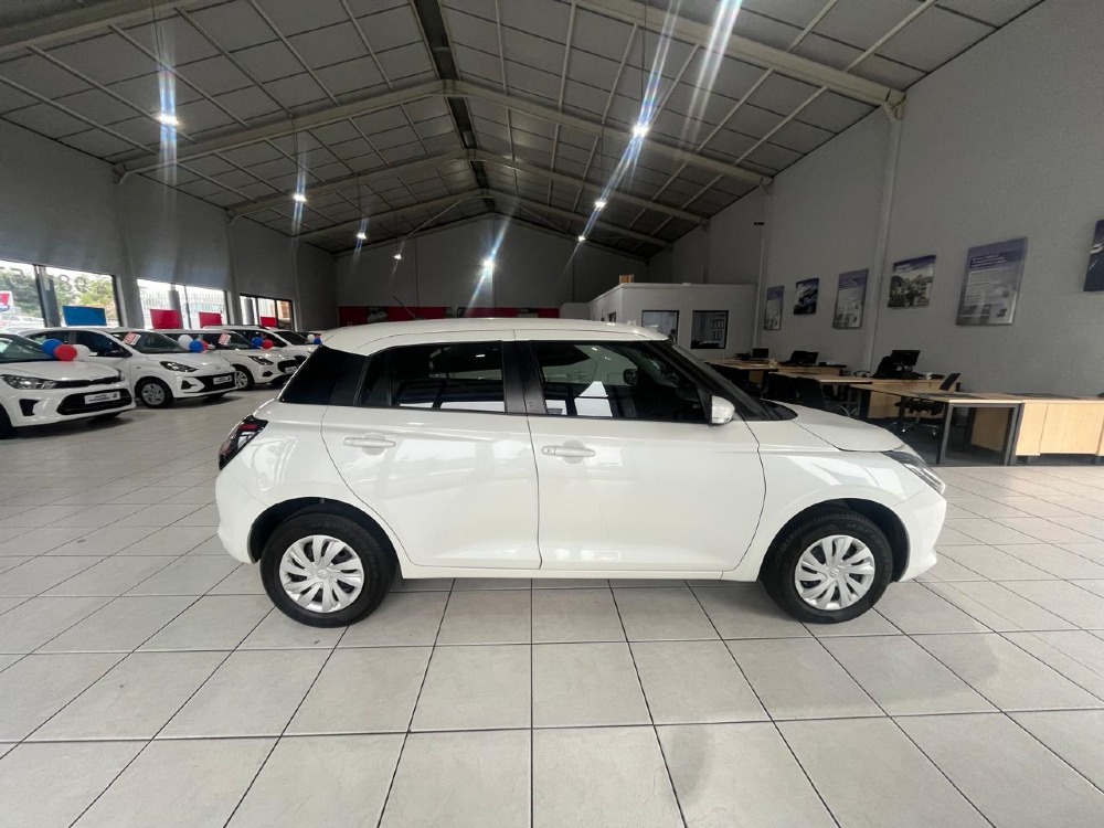 2024 SWIFT 1.2 GL