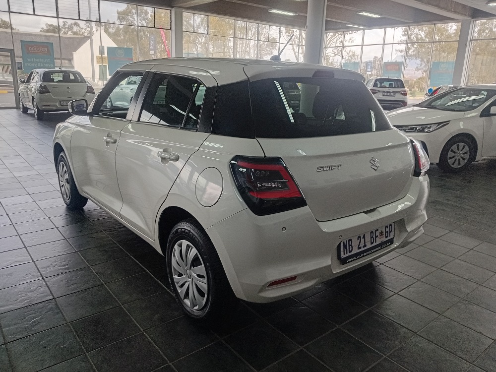 2024 SWIFT 1.2 GL