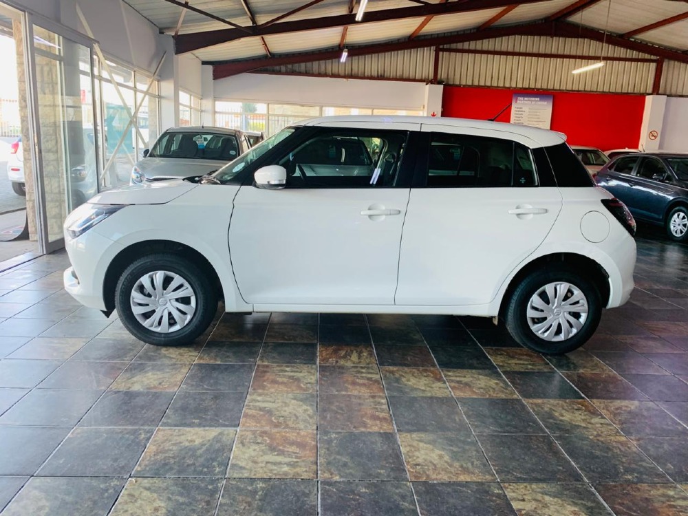 2025 SWIFT 1.2 GL