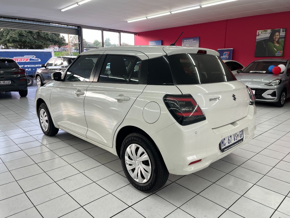2025 SWIFT 1.2 GL