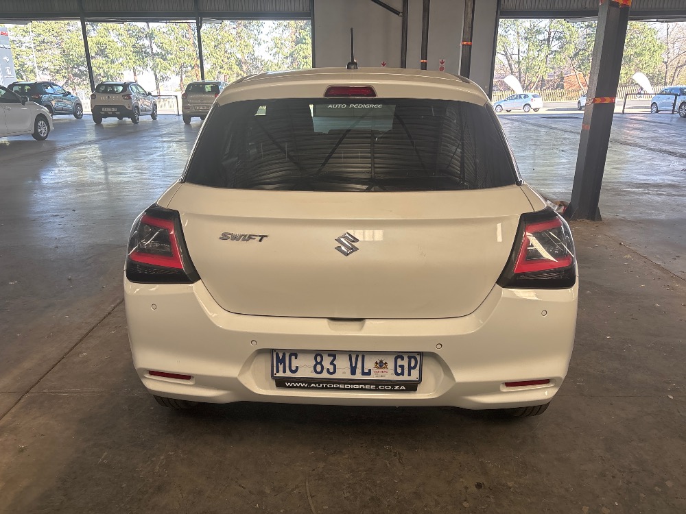 2025 SWIFT 1.2 GL