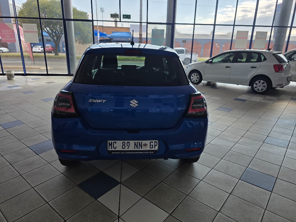 2025 SWIFT 1.2 GL