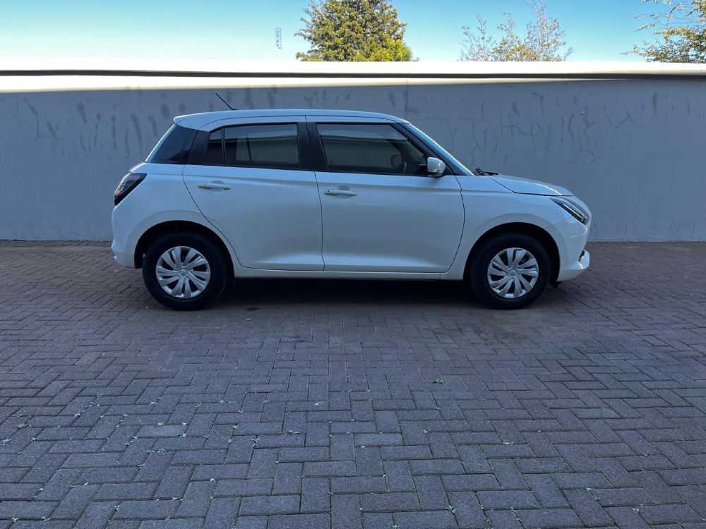 2025 SWIFT 1.2 GL