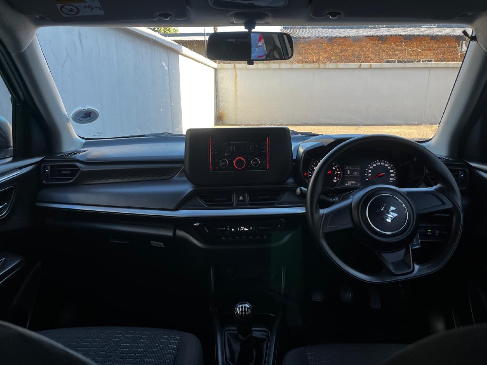 2025 SWIFT 1.2 GL