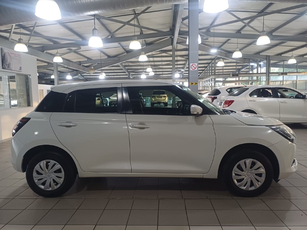 2025 SWIFT 1.2 GL