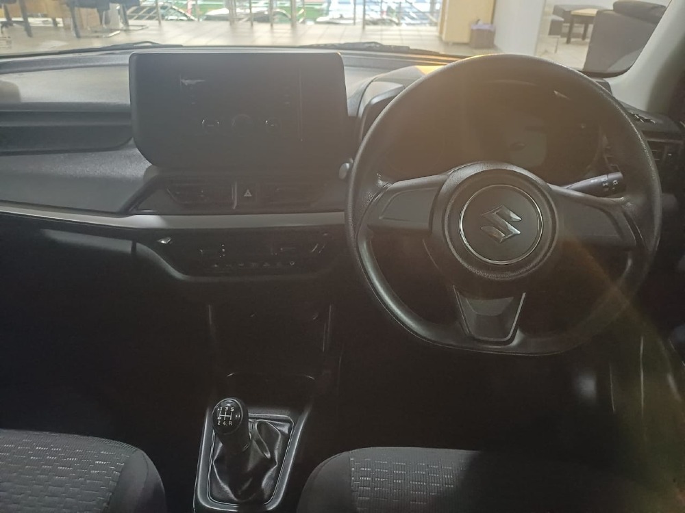 2025 SWIFT 1.2 GL