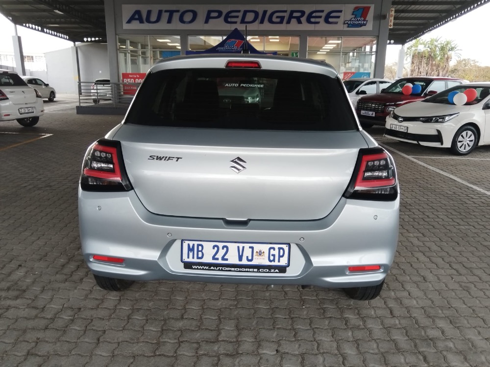 2024 SWIFT 1.2 GL