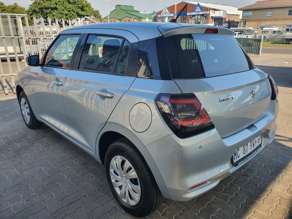 2025 SWIFT 1.2 GL