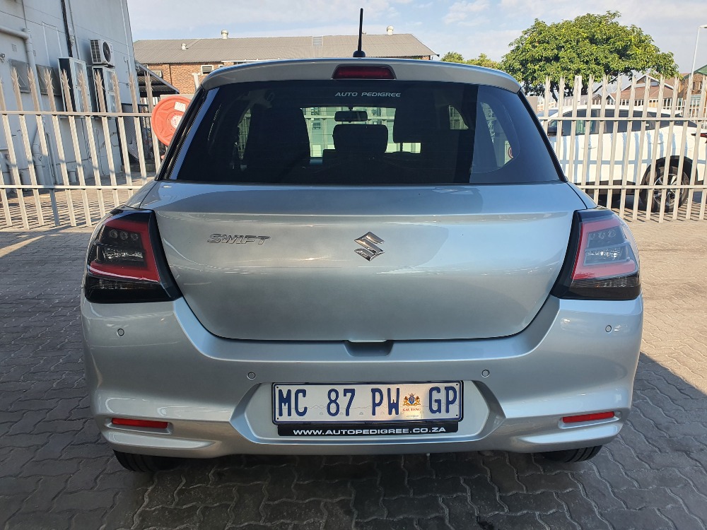 2025 SWIFT 1.2 GL