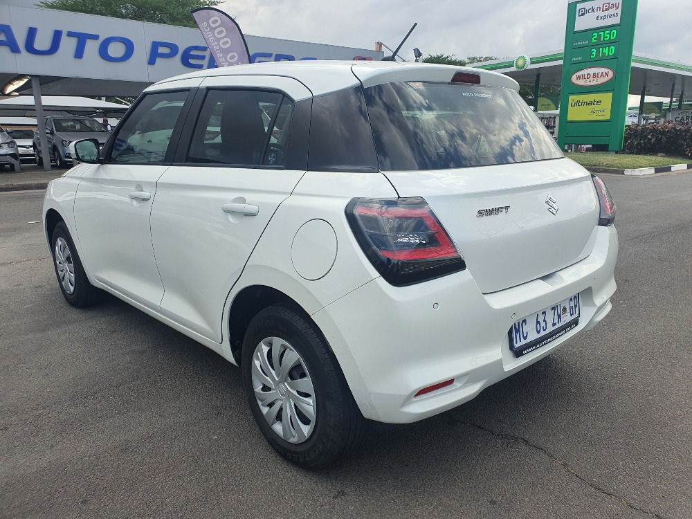 2025 SWIFT 1.2 GL