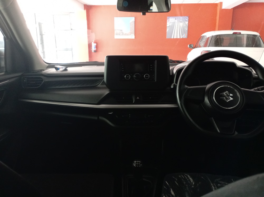 2025 SWIFT 1.2 GL