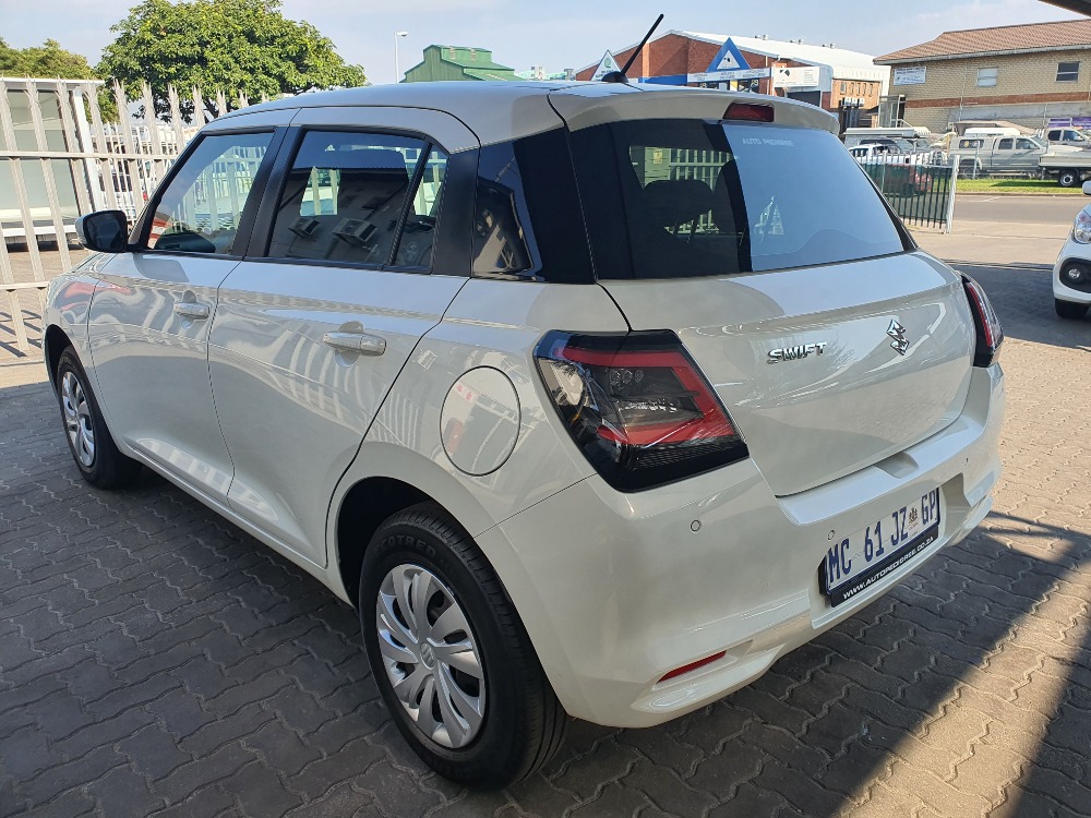 2025 SWIFT 1.2 GL