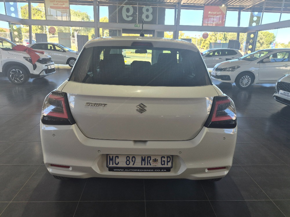 2025 SWIFT 1.2 GL