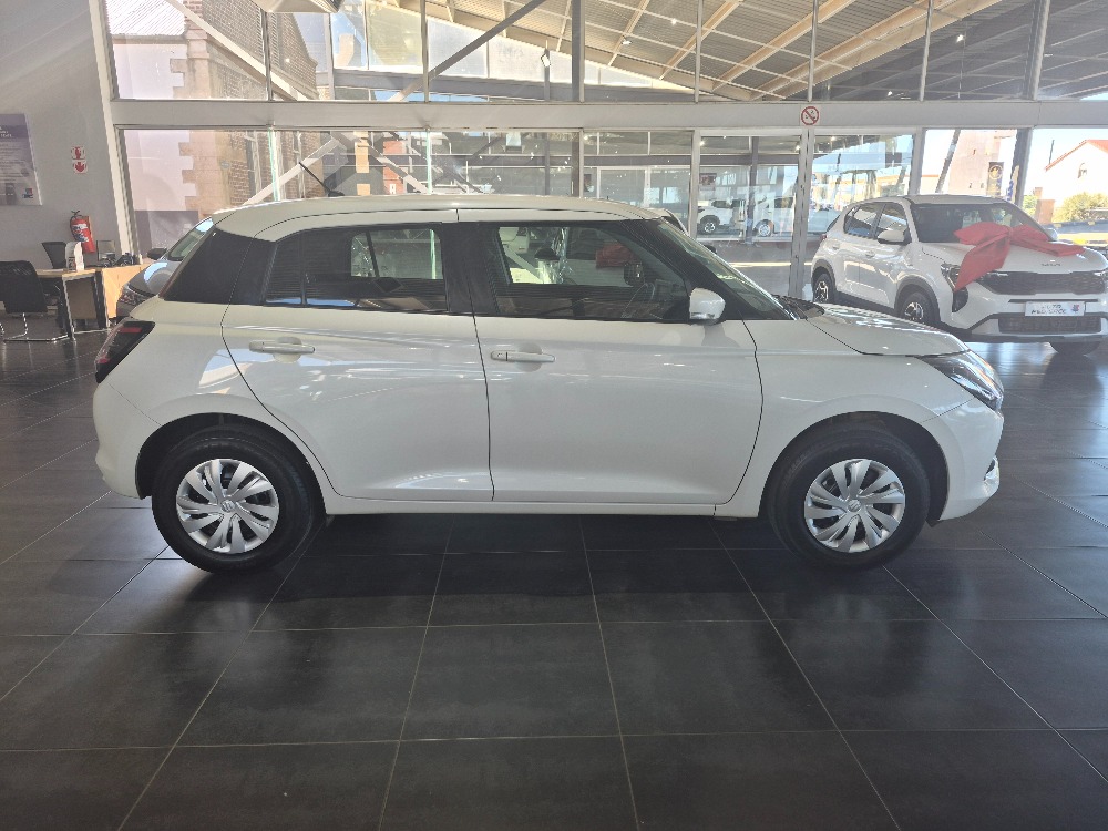 2025 SWIFT 1.2 GL