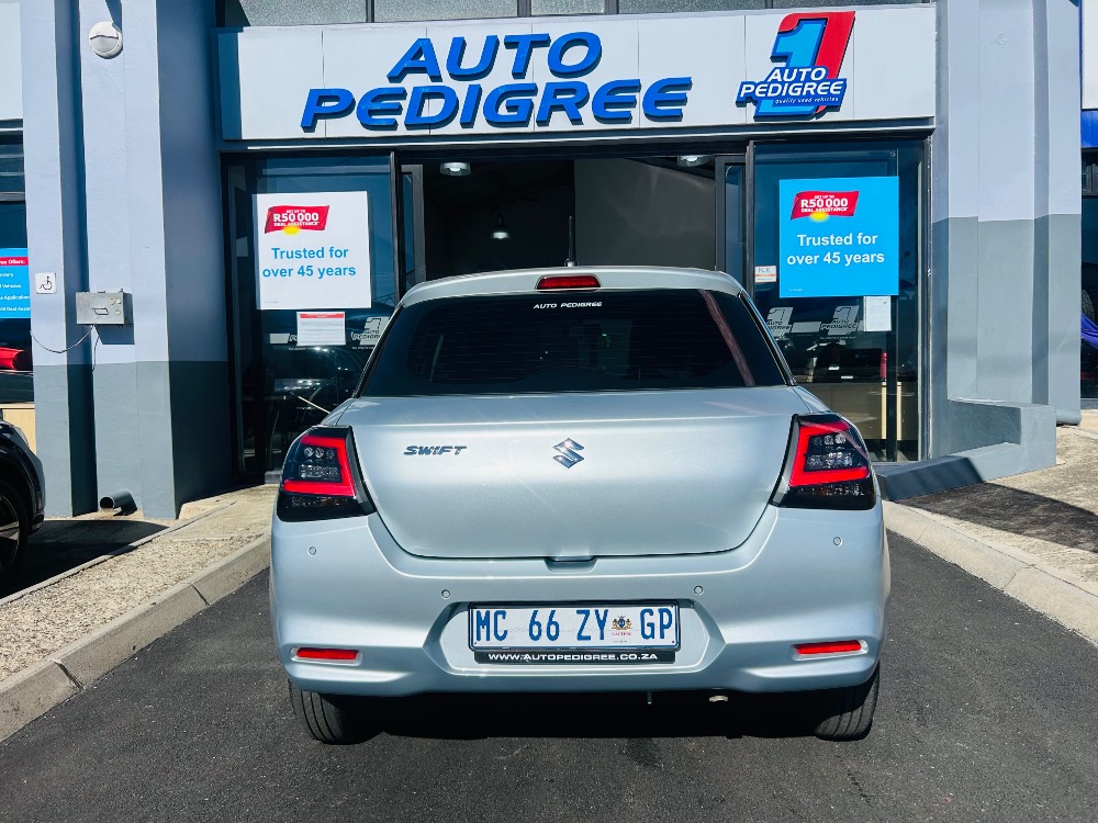 2025 SWIFT 1.2 GL