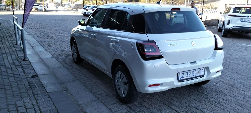 2024 SWIFT 1.2 GL