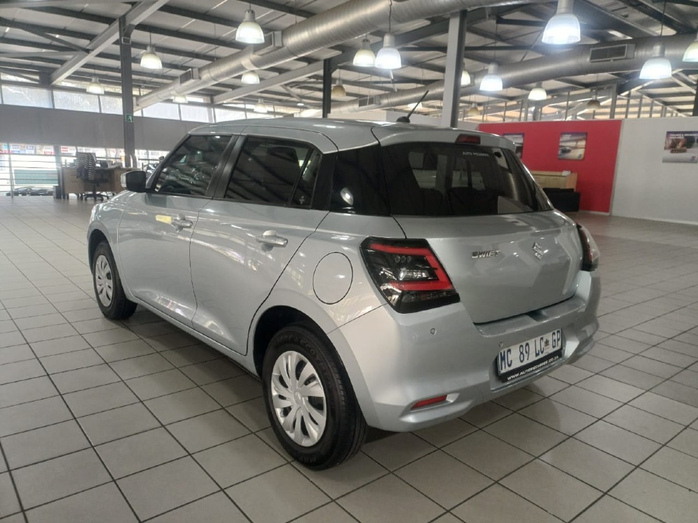 2025 SWIFT 1.2 GL