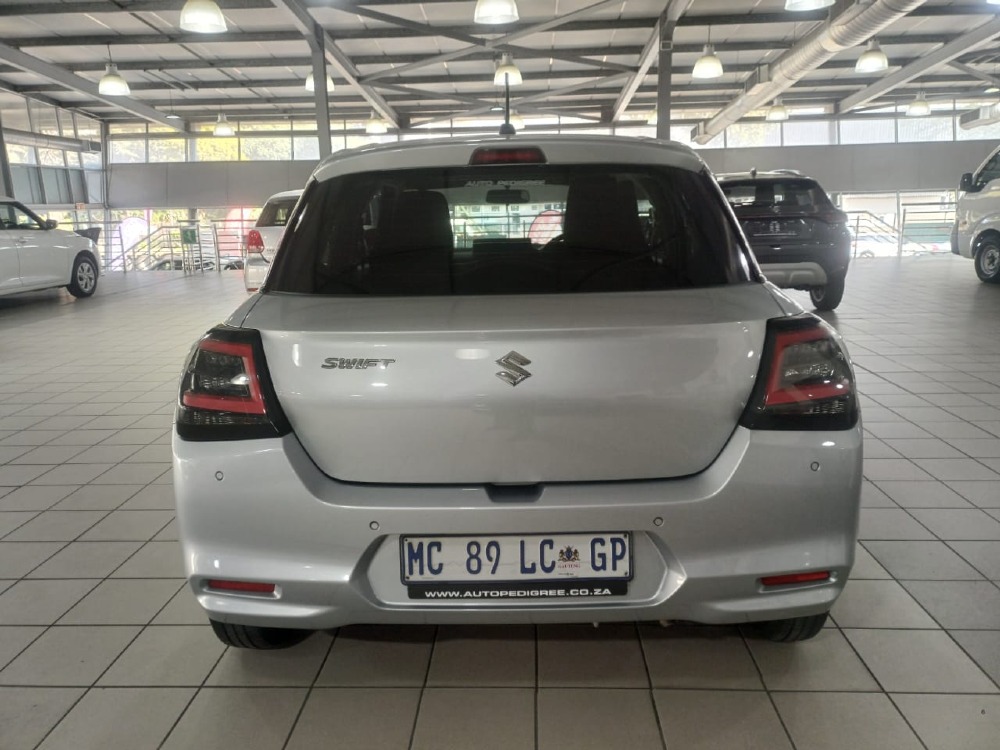 2025 SWIFT 1.2 GL
