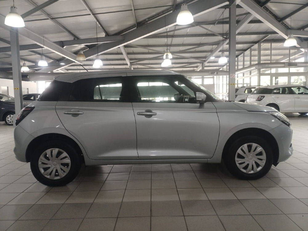 2025 SWIFT 1.2 GL