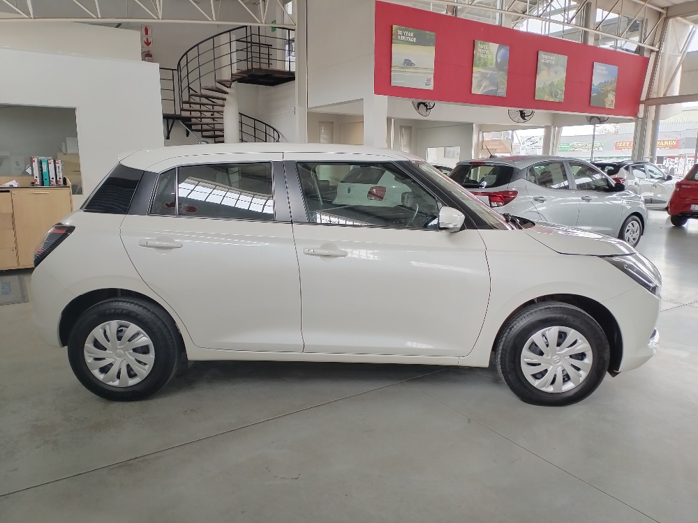 2024 SWIFT 1.2 GL