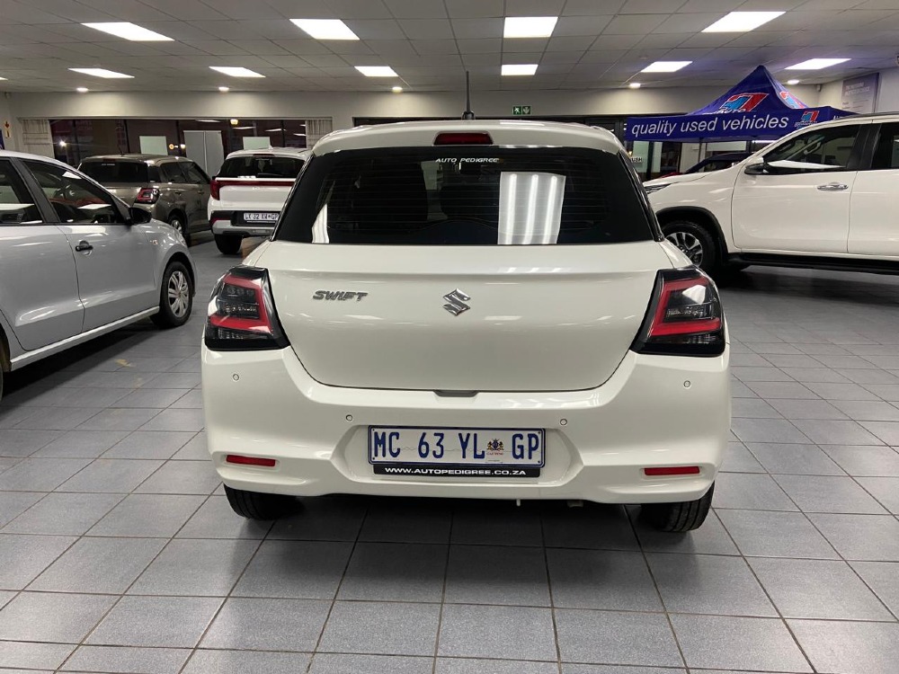2025 SWIFT 1.2 GL