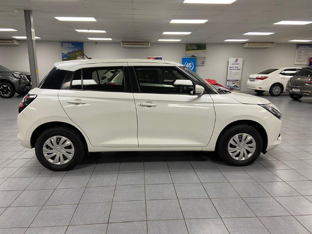 2025 SWIFT 1.2 GL