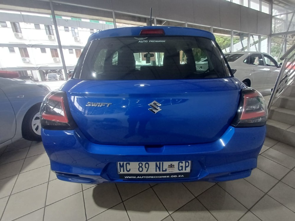 2025 SWIFT 1.2 GL