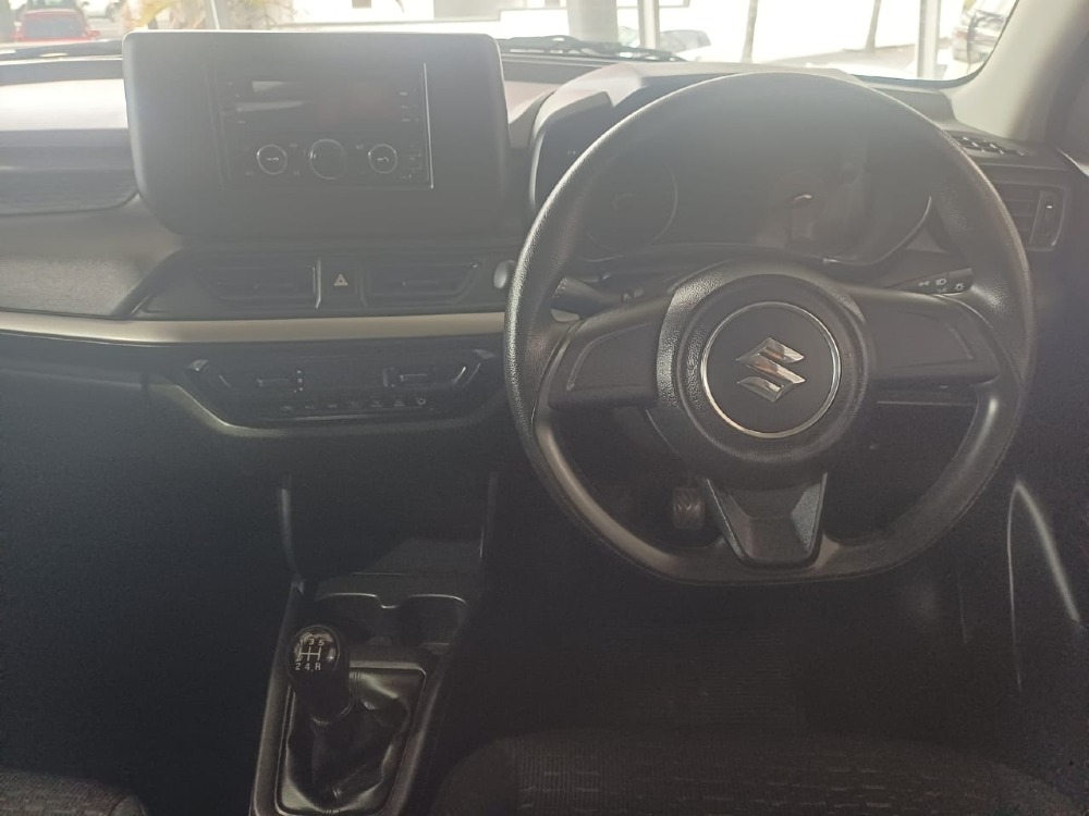 2025 SWIFT 1.2 GL
