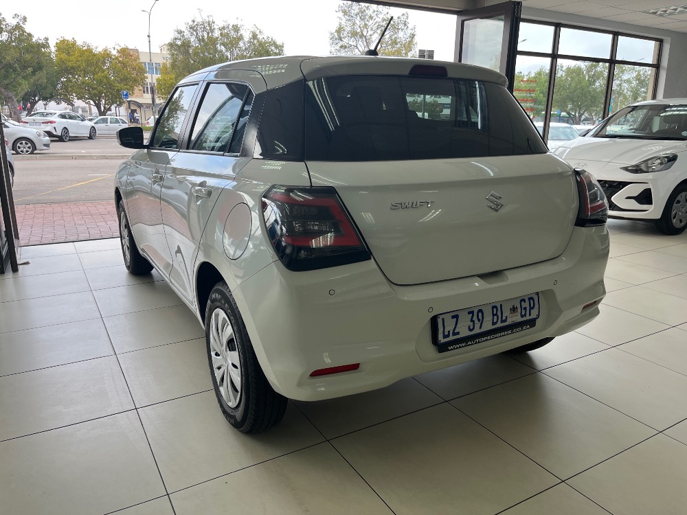 2024 SWIFT 1.2 GL