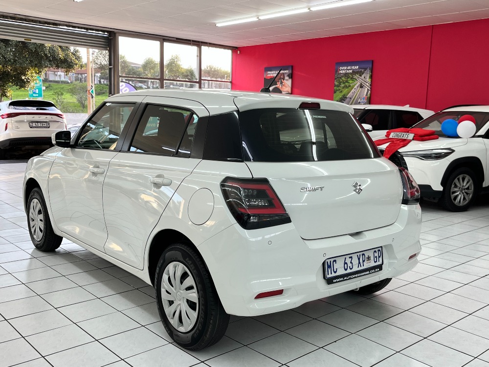 2025 SWIFT 1.2 GL