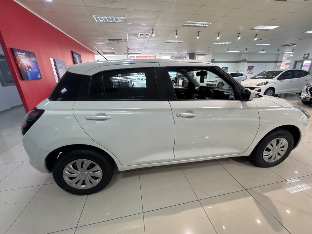 2024 SWIFT 1.2 GL